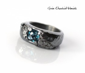 Sygnet „London Blue Topaz”