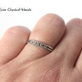 Srebrny pierścionek z cyroniami