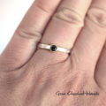 Młotkowane srebro i czarny diament - pierścionek