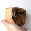 Pudełko drewniane na pierścionek zaręczynowy