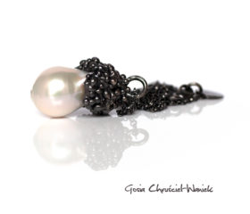 Srebrny naszyjnik z perłą barokową