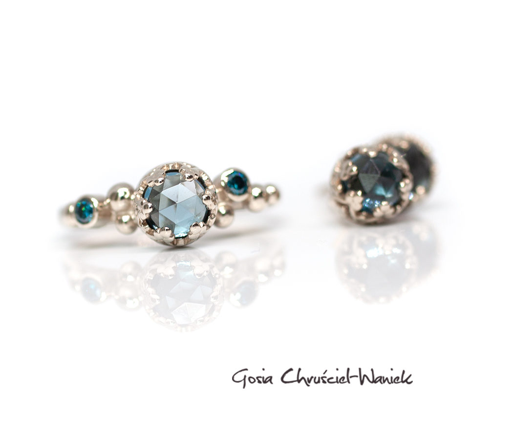 Komplet z białego złota z topazami London Blue