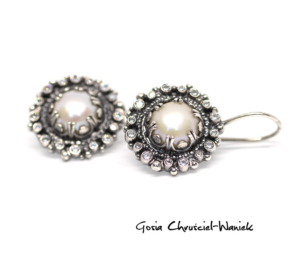 Srebrne kolczyki z perłami i cyrkoniami
