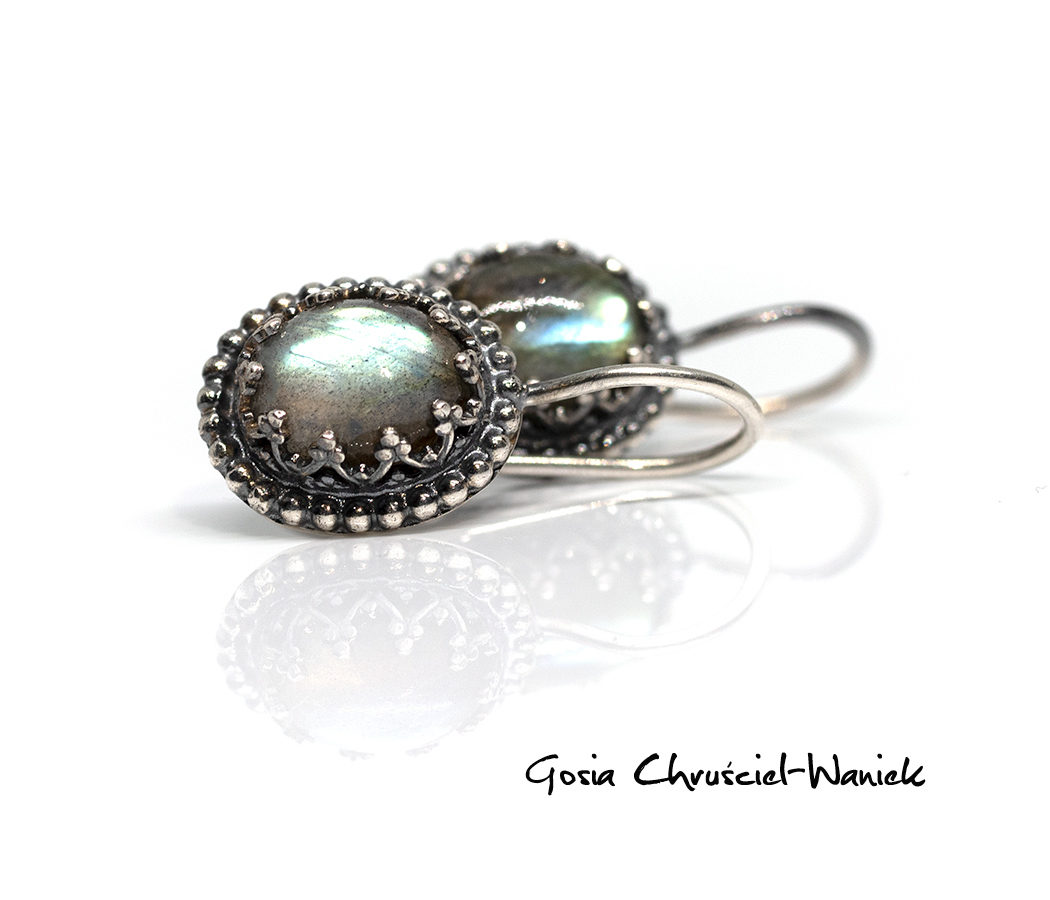 Kolczyki w stylu retro z labradorytami