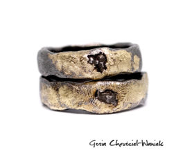 Srebrne obrączki zdobione złotem i meteorytem