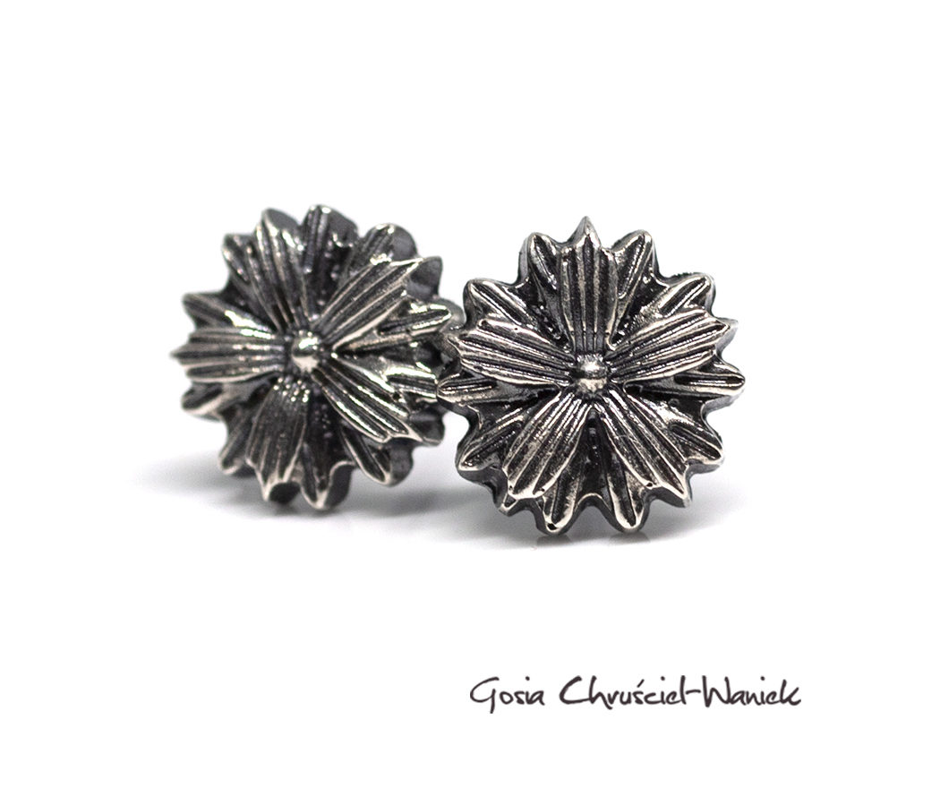 Srebrne kolczyki sztyfty Meadow